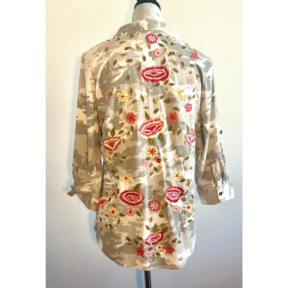 Caite Women's Camouflage Blouse - Cream - Picture 6 of 10